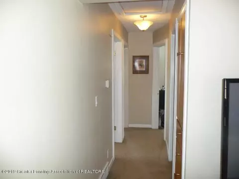 5001 Devonshire Ave, Lansing, MI 48910 photo 7