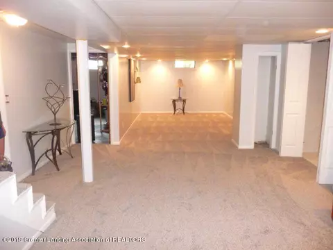 5001 Devonshire Ave, Lansing, MI 48910 photo 17