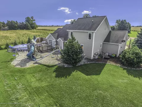 4013 E Taft Rd, Saint Johns, MI 48879 photo 5