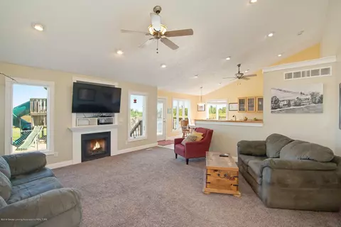 4013 E Taft Rd, Saint Johns, MI 48879 photo 11