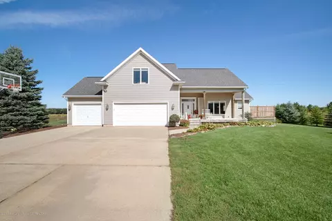 4013 E Taft Rd, Saint Johns, MI 48879 photo 1