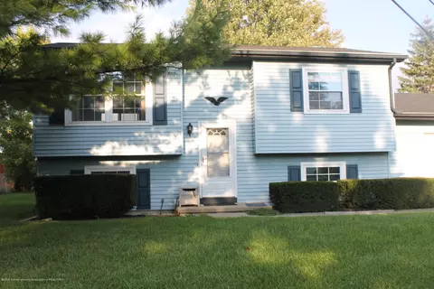 1121 Eugenia Dr, Mason, MI 48854 photo 3