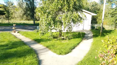 8481 Lansing Ave, Jackson, MI 49201 photo 2