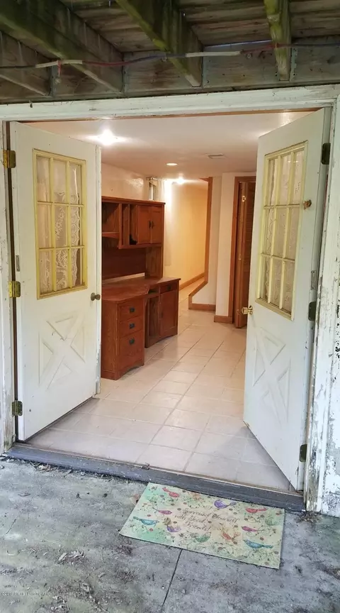 8481 Lansing Ave, Jackson, MI 49201 photo 24