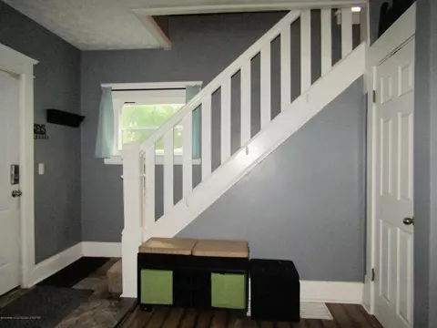 427 W Maple St, Lansing, MI 48906 photo 2