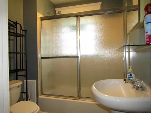 427 W Maple St, Lansing, MI 48906 photo 16