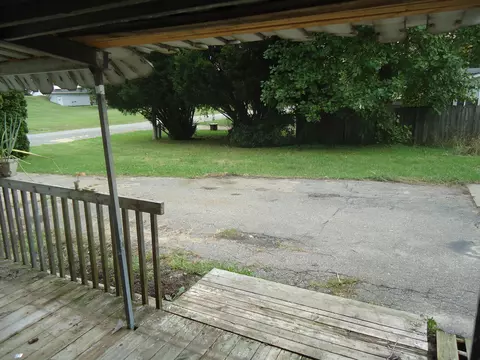 461 Jackson St, Sunfield, MI 48890 photo 3