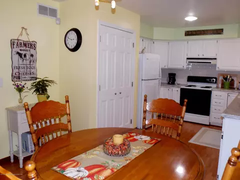14085 W Howe Rd, Eagle, MI 48822 photo 4