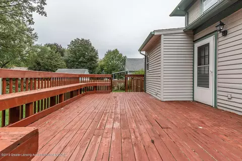 554 E Cavanaugh Rd, Lansing, MI 48910 photo 20