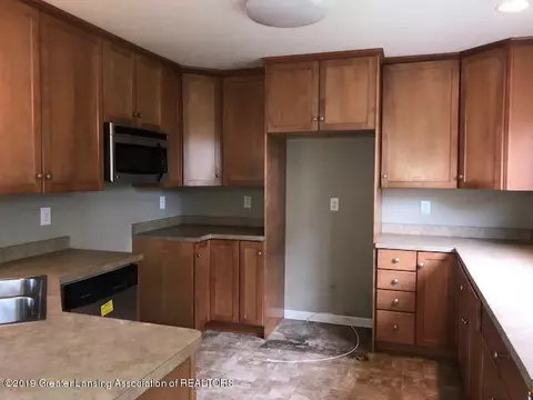 8948 Mattrada Dr, Dimondale, MI 48821 photo 6