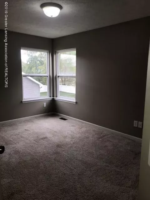 8948 Mattrada Dr, Dimondale, MI 48821 photo 14
