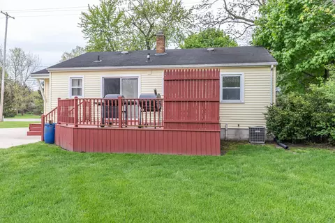 1297 E State, Lansing, MI 48906 photo 22