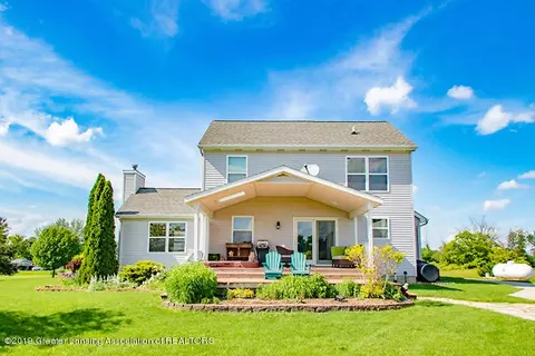 10623 W Howe Rd, Eagle, MI 48822 photo 4