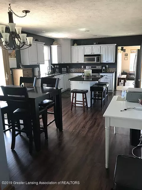 10623 W Howe Rd, Eagle, MI 48822 photo 16