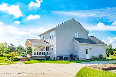 10623 W Howe Rd, Eagle, MI 48822 photo 7