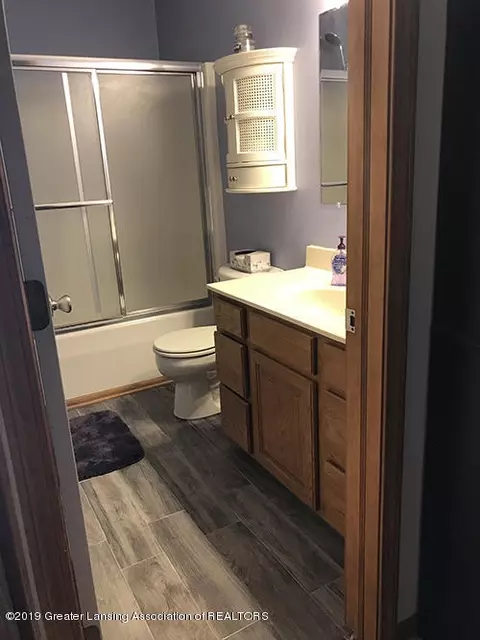 10623 W Howe Rd, Eagle, MI 48822 photo 23