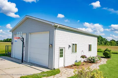 10623 W Howe Rd, Eagle, MI 48822 photo 10