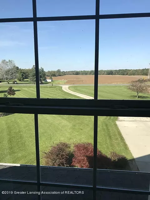 10623 W Howe Rd, Eagle, MI 48822 photo 32