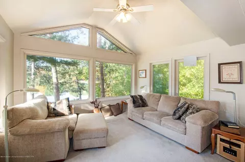 706 E Geneva Dr, Dewitt, MI 48820 photo 12