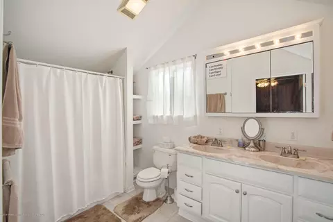 706 E Geneva Dr, Dewitt, MI 48820 photo 29