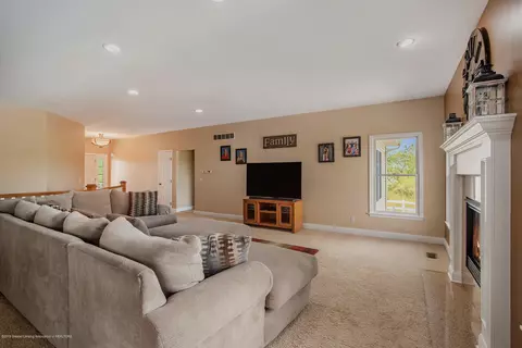 5340 W Howe Rd, Dewitt, MI 48820 photo 10