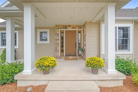 5340 W Howe Rd, Dewitt, MI 48820 photo 6