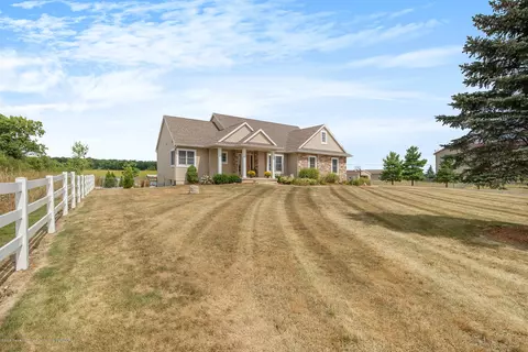 5340 W Howe Rd, Dewitt, MI 48820 photo 2
