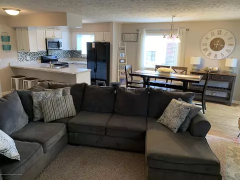 503 Manchester Dr, Dewitt, MI 48820 photo 8
