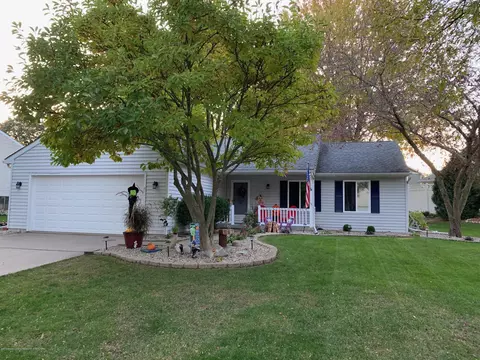 503 Manchester Dr, Dewitt, MI 48820 photo 1