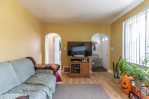 358 N Dibble Ave, Lansing, MI 48917 photo 5