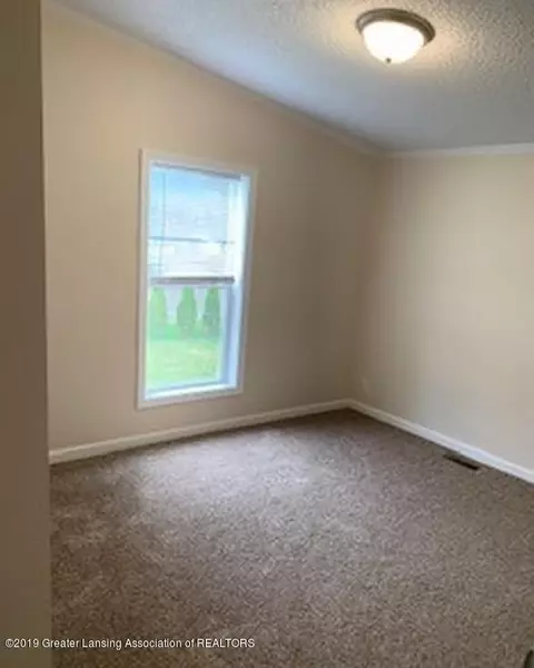 5538 Ann Dr, Bath, MI 48808 photo 20