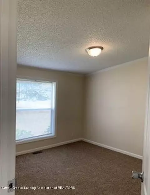 5538 Ann Dr, Bath, MI 48808 photo 18
