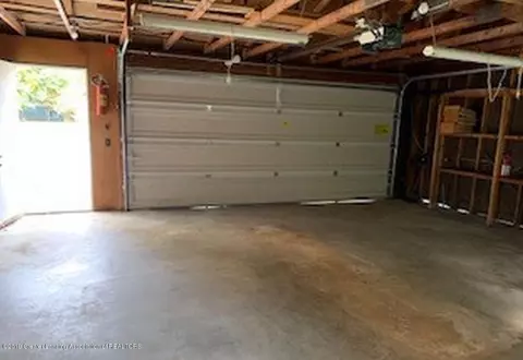5538 Ann Dr, Bath, MI 48808 photo 6