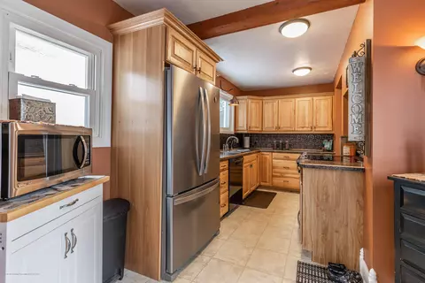 202 N Logan St, Dewitt, MI 48820 photo 17