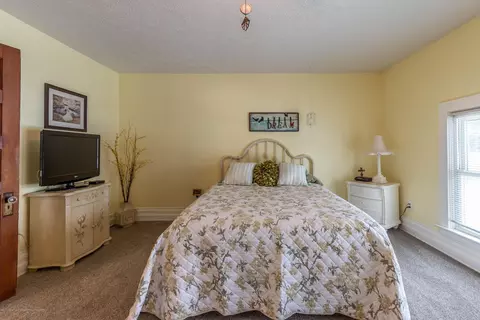 202 N Logan St, Dewitt, MI 48820 photo 23
