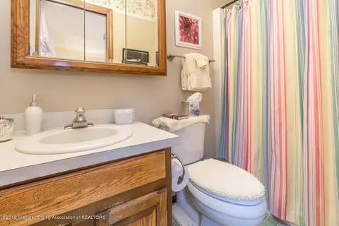 7575 E Howe Rd, Bath, MI 48808 photo 31