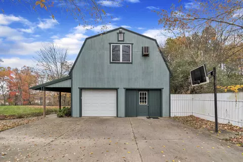 7575 E Howe Rd, Bath, MI 48808 photo 52