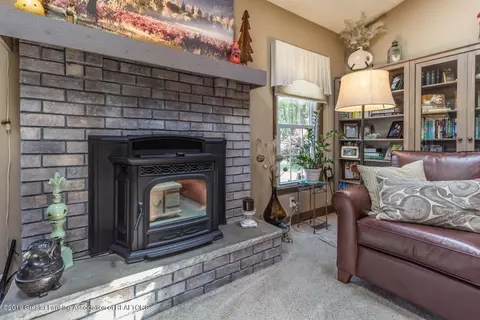 7575 E Howe Rd, Bath, MI 48808 photo 18
