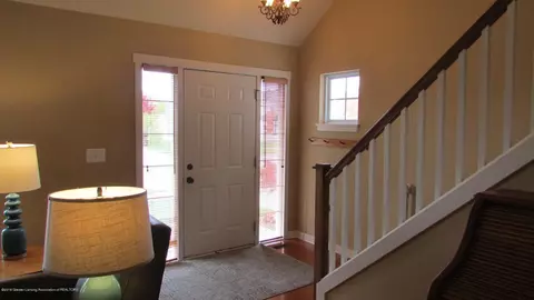 352 E Bailey Cir, Mason, MI 48854 photo 4