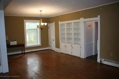 703 W Main St, Dewitt, MI 48820 photo 7