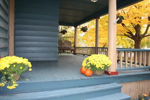 703 W Main St, Dewitt, MI 48820 photo 2