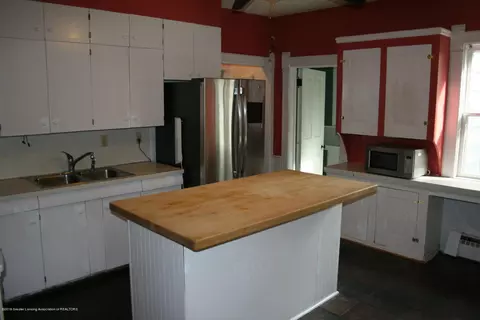 703 W Main St, Dewitt, MI 48820 photo 10