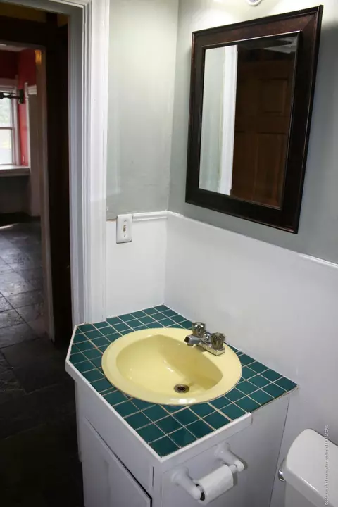 703 W Main St, Dewitt, MI 48820 photo 11