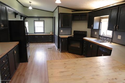2383 E Maple Rapids Rd, Saint Johns, MI 48879 photo 3