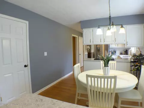 216 Westbrook, Dewitt, MI 48820 photo 6
