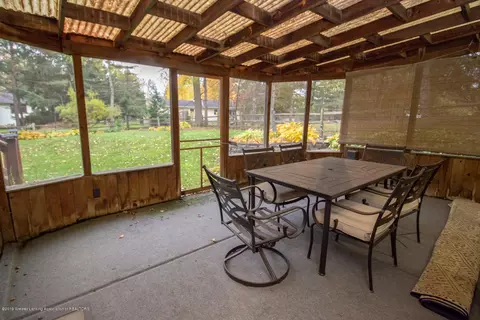 885 Moss Glen Cir, Haslett, MI 48840 photo 26