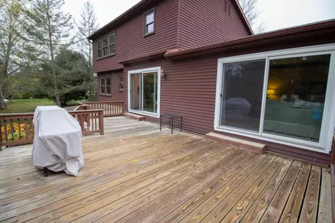 885 Moss Glen Cir, Haslett, MI 48840 photo 27
