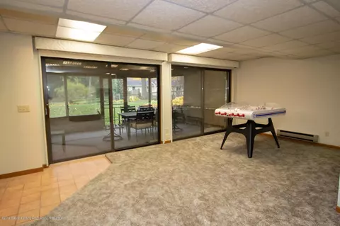 885 Moss Glen Cir, Haslett, MI 48840 photo 25