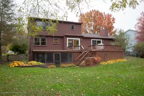 885 Moss Glen Cir, Haslett, MI 48840 photo 33