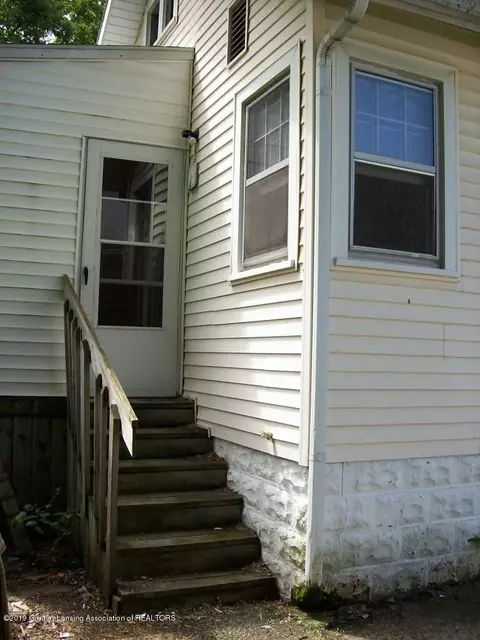 623 Cooper Ave, Lansing, MI 48910 photo 18